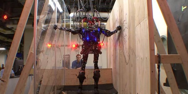 Робот Atlas от компании DARPA
