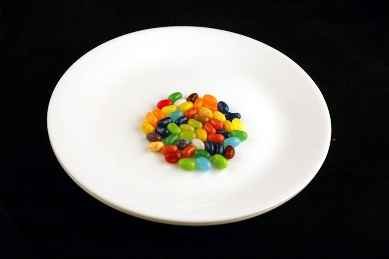 Jelly Belly Jelly Beans 54 grams = 200 Calories (наподобие Тик-Така)